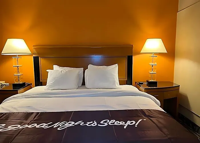 Quality Inn Windsor Locks